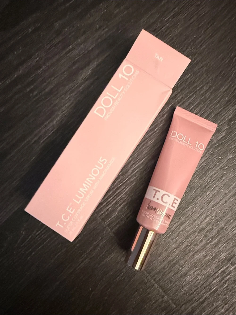 DOLL 10 super coverage serum with NIACINAMIDE, shade tan, NIB - Picture 1 of 5